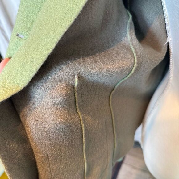 Eileen Fisher Cardigan Jacket Merino Blend Size Large 3 Button V Neck Green - Picture 9 of 10